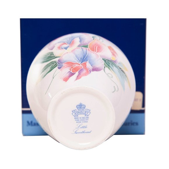 New Aynsley Little Sweetheart Oak Vase Ginger Jar - Picture 3 of 6